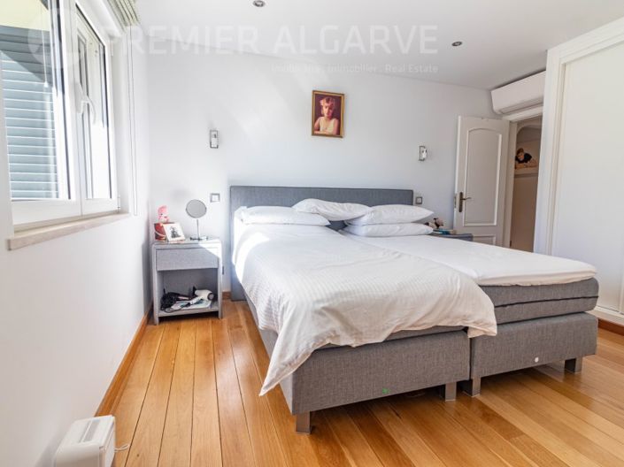 Image No.33-3 Bed House for sale