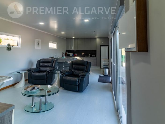 Image No.43-3 Bed House for sale