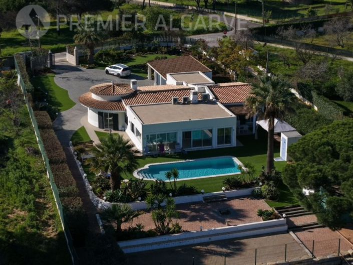 Image No.9-3 Bed House for sale