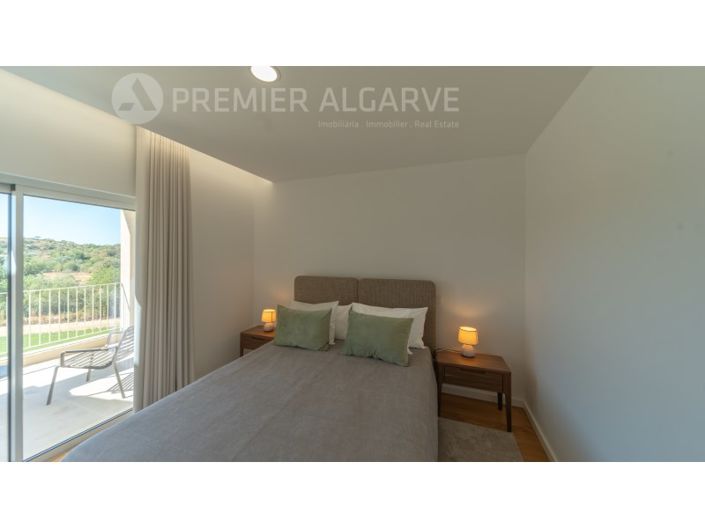 Image No.33-4 Bed House for sale