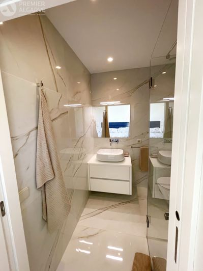 Image No.13-4 Bed Villa for sale