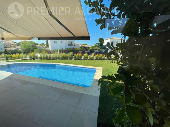 Image No.4-4 Bed House for sale