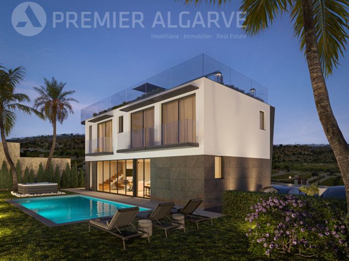 Image No.1-4 Bed House for sale