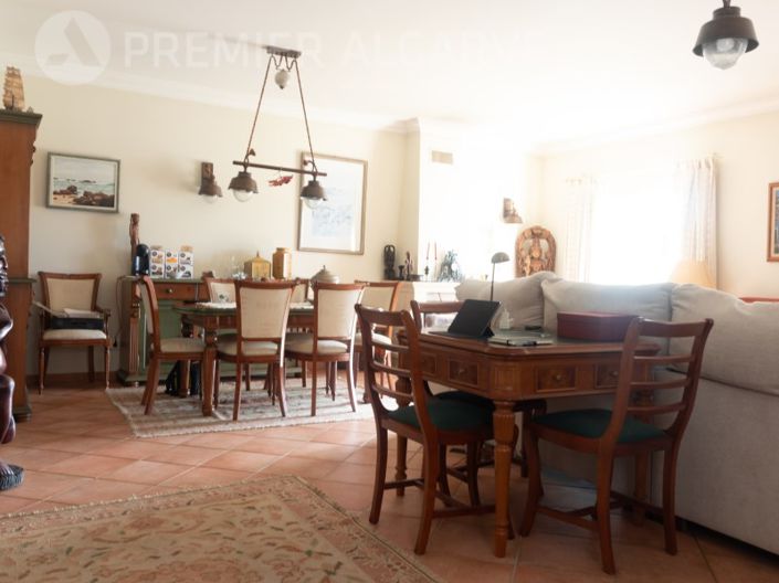 Image No.11-Maison de 4 chambres à vendre à Loule