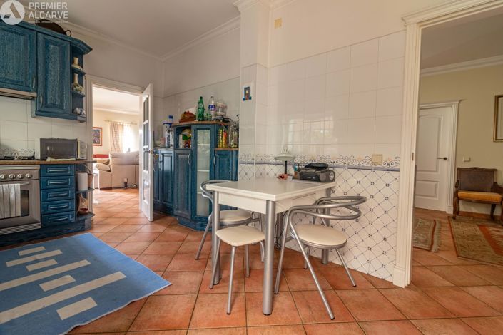 Image No.12-4 Bed Villa for sale