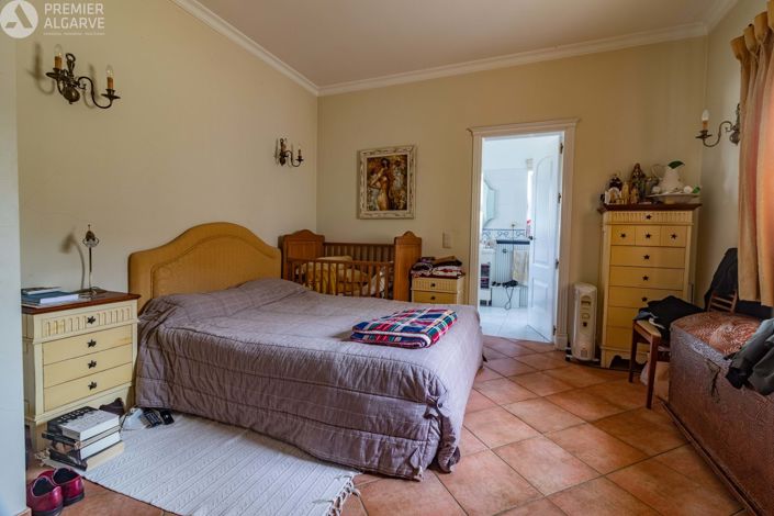 Image No.17-4 Bed Villa for sale