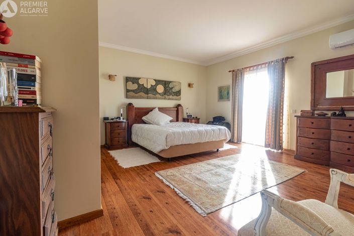 Image No.21-4 Bed Villa for sale