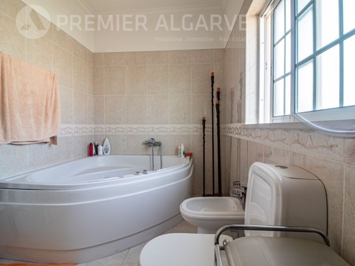 Image No.24-Maison de 4 chambres à vendre à Loule