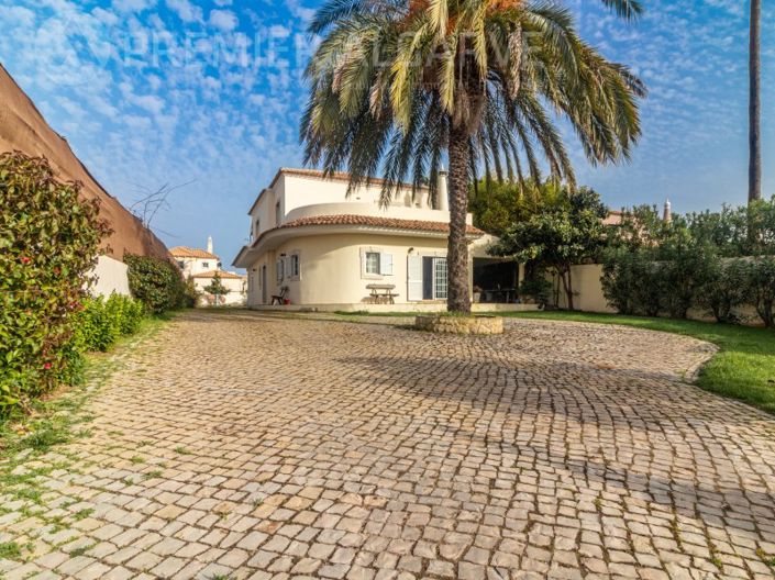 Image No.4-Maison de 4 chambres à vendre à Loule