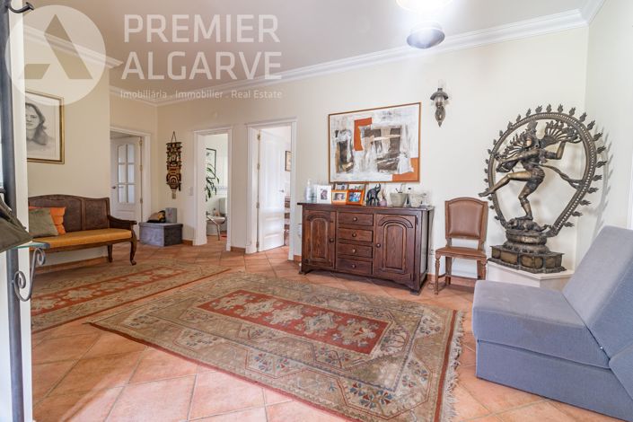 Image No.8-4 Bed Villa for sale