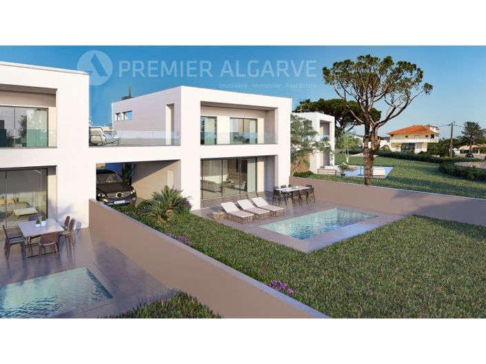 Image No.1-3 Bed House for sale