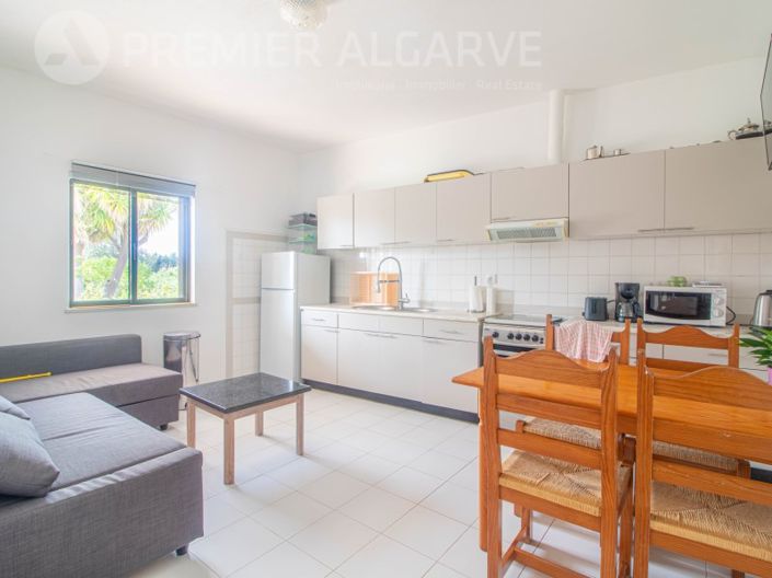 Image No.22-6 Bed House for sale