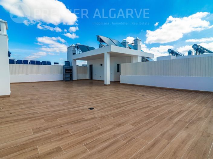 Image No.16-3 Bed Apartment for sale