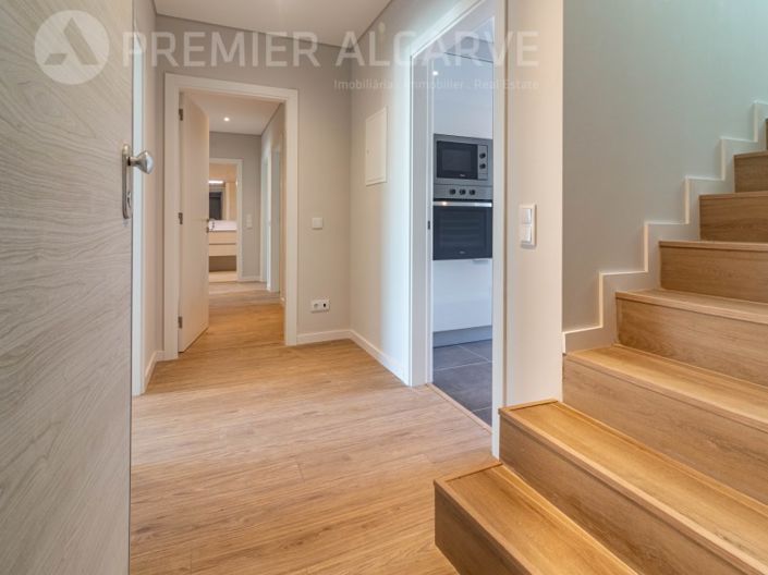 Image No.1-3 Bed Apartment for sale