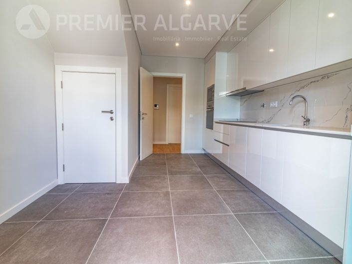 Image No.5-3 Bed Apartment for sale