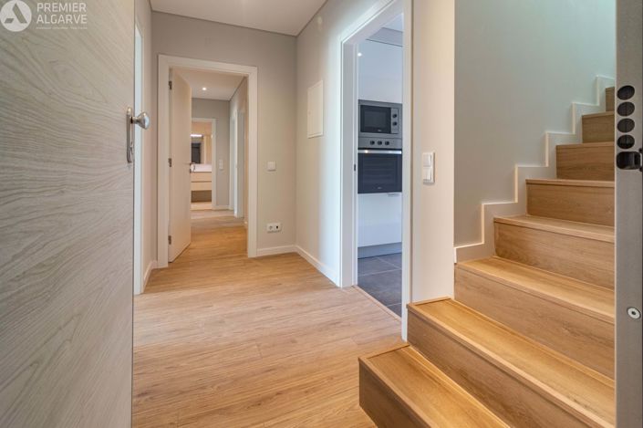 Image No.8-3 Bed Apartment for sale
