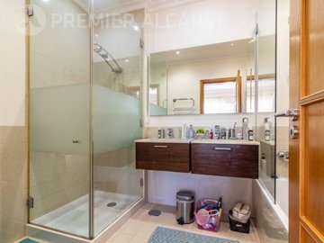 id2ec99a01-0000-0500-0000-000015842adf