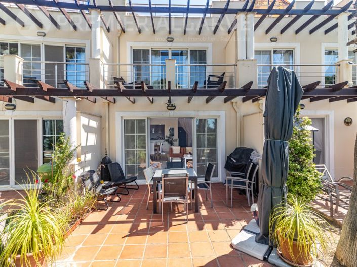 Image No.27-3 Bed House for sale