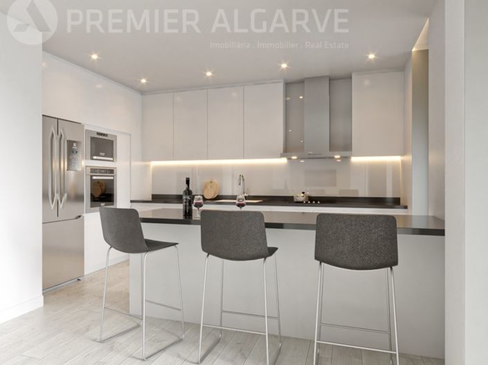 Image No.11-5 Bed Apartment for sale