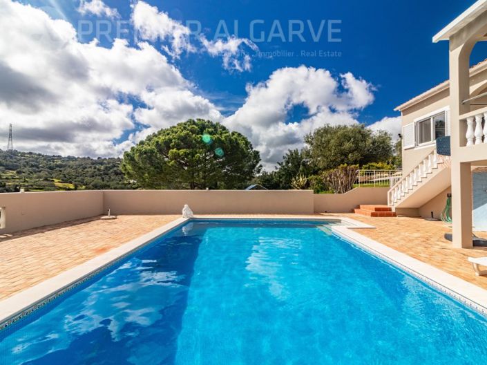 Image No.1-3 Bed House for sale