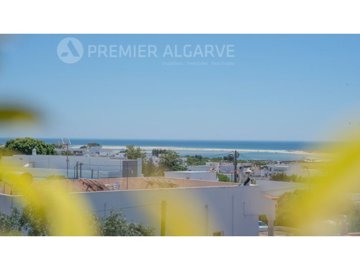 id86b0a201-0000-0500-0000-000016704348