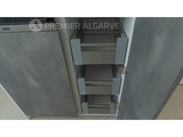 id86b0a201-0000-0500-0000-00001670437f