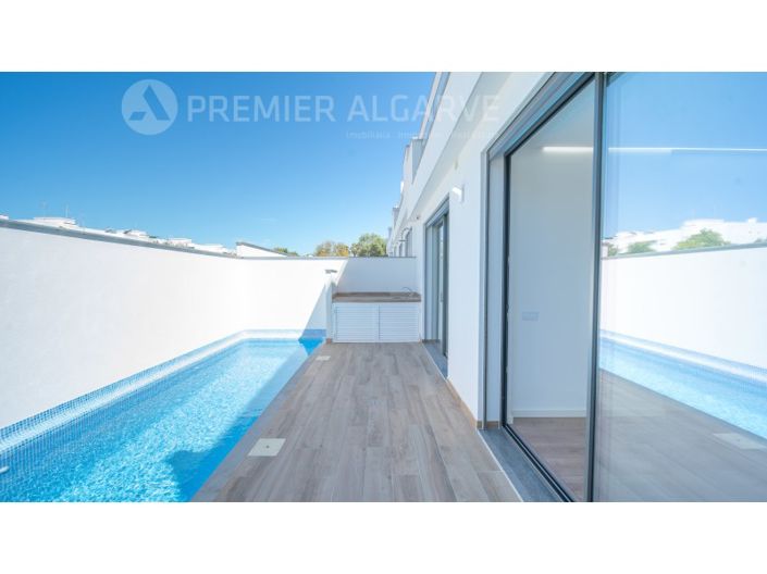 Image No.2-3 Bed House for sale