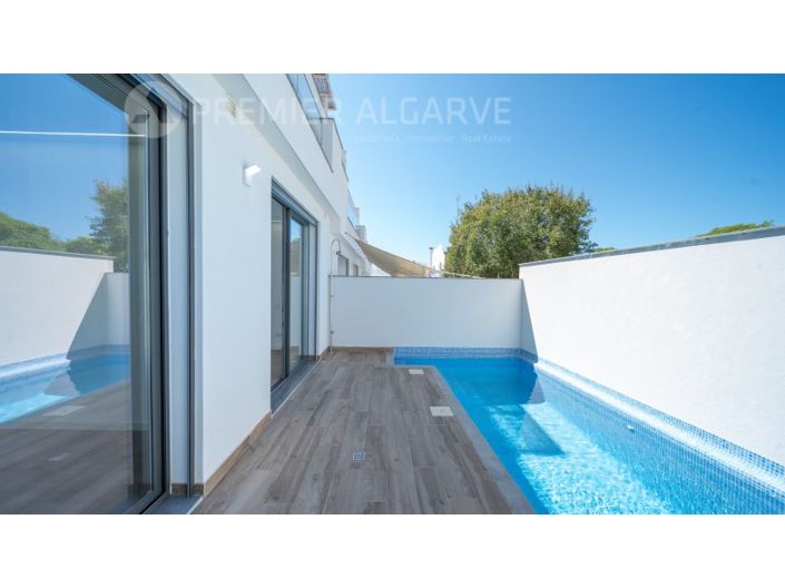 Image No.3-3 Bed House for sale