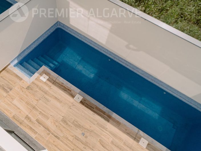 Image No.37-3 Bed House for sale