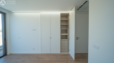 5149-796376-17fc7a1fea6ce452b55b8d392d0a2ff41