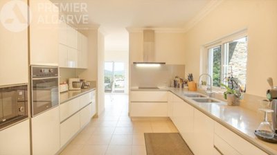 5149-796372-8e72a618765bd8dbf5502e3674808f79b