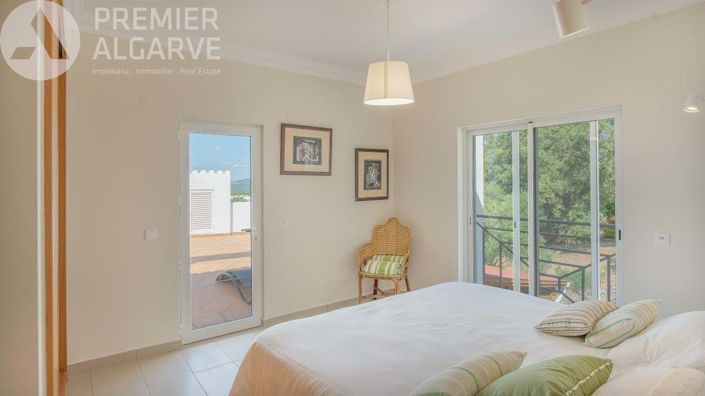 Image No.14-3 Bed Villa for sale