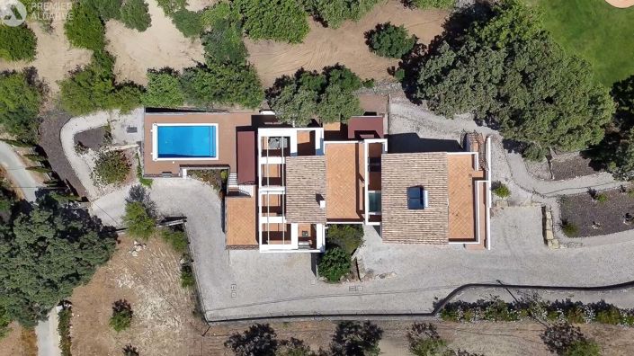 Image No.2-3 Bed Villa for sale