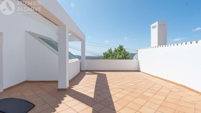 Image No.21-3 Bed Villa for sale