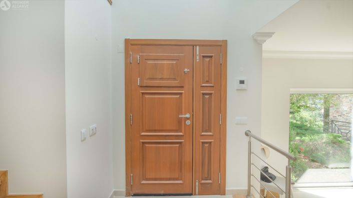 Image No.6-3 Bed Villa for sale