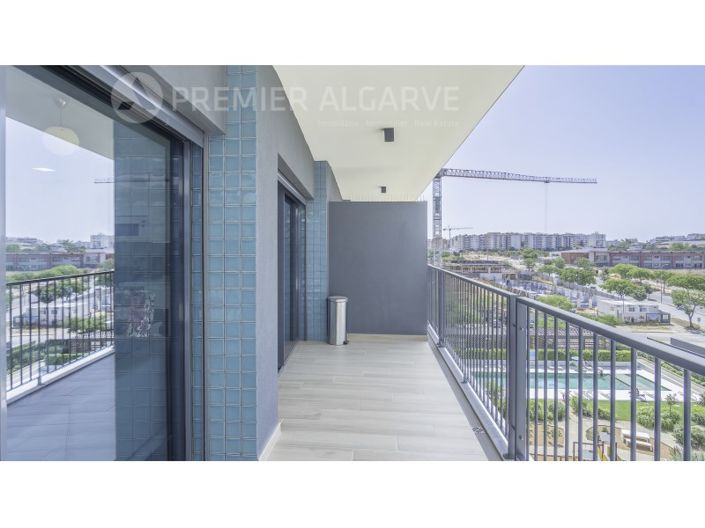 Image No.10-3 Bed Apartment for sale