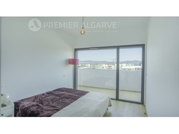 Image No.13-3 Bed Apartment for sale