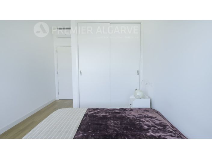 Image No.18-3 Bed Apartment for sale