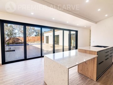 idfadb7701-0000-0500-0000-00001846c606