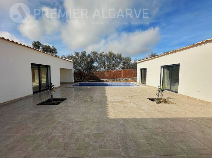 Image No.2-Maison de 3 chambres à vendre à Loule