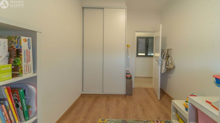 Image No.18-3 Bed Villa for sale