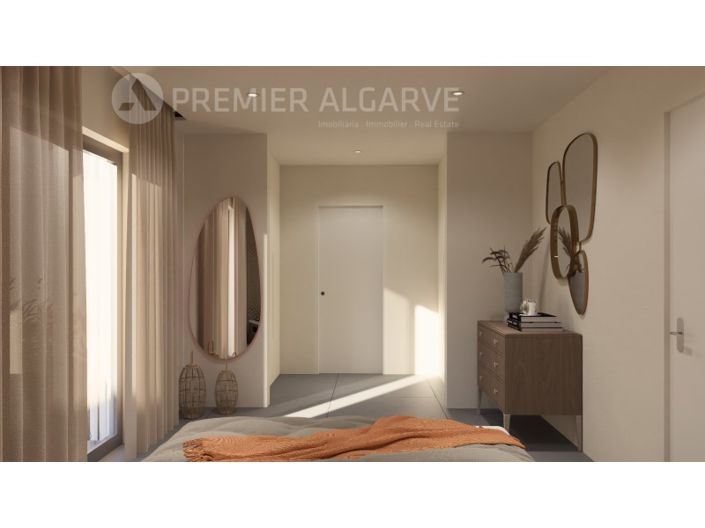 Image No.17-5 Bed House for sale