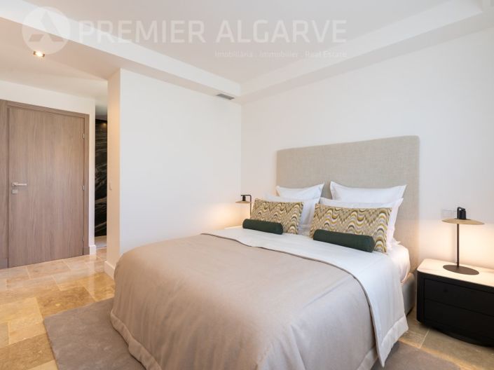 Image No.11-4 Bed House for sale