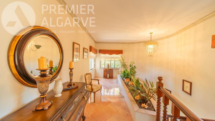 Image No.19-4 Bed Villa for sale