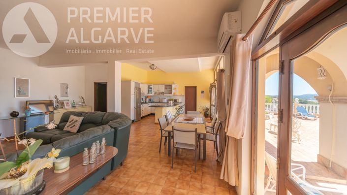 Image No.27-4 Bed Villa for sale