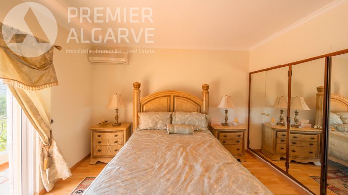 Image No.29-4 Bed Villa for sale
