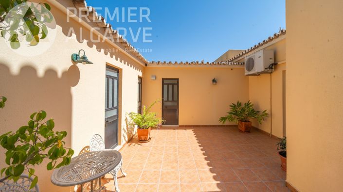 Image No.36-4 Bed Villa for sale