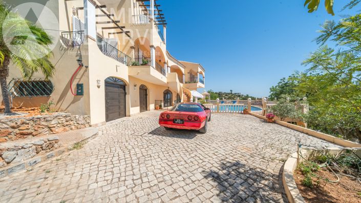Image No.7-4 Bed Villa for sale