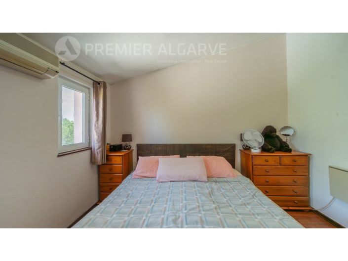 Image No.17-4 Bed House for sale