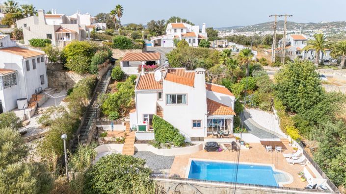 Image No.18-3 Bed Villa for sale